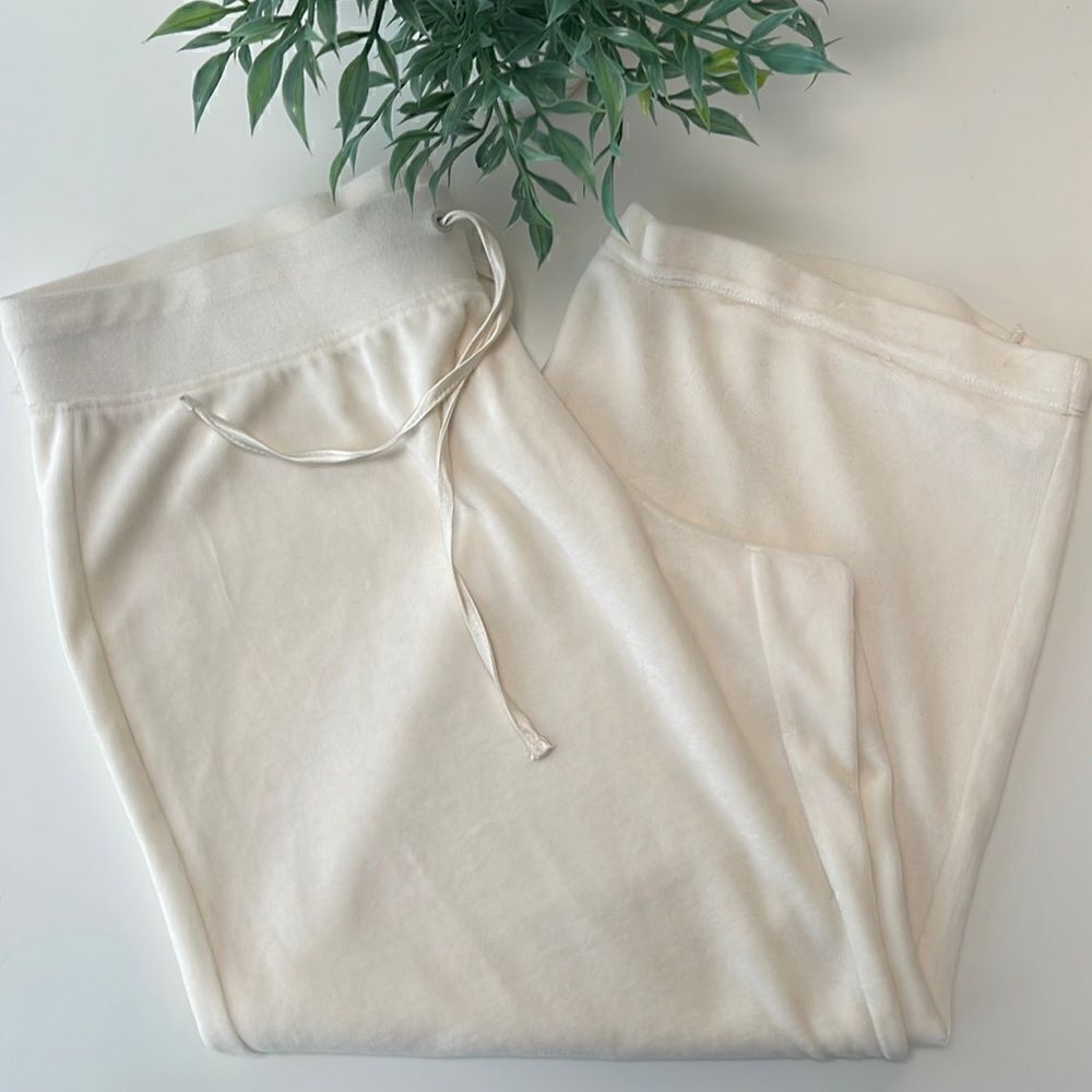 Made for Life soft velvet Capri sweatpants.  Size PL.  drawstring waist.